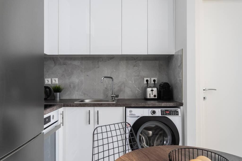 Sublime 1Br Apartment In Koukaki By Upstreet Athen Eksteriør billede